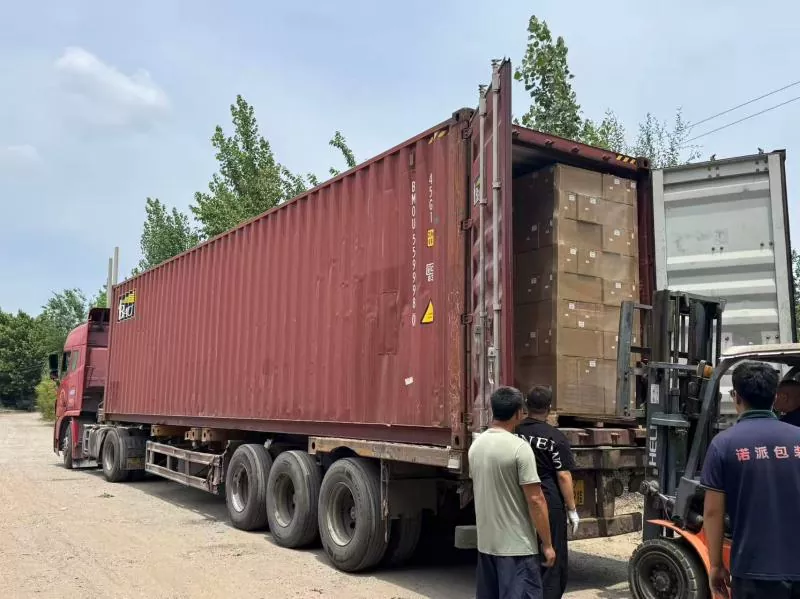 40000 رول نوار با کیفیت بالا به طور مستقیم به ژاپن ارسال شد: سفارش خارج از کشور با موفقیت تحویل شد